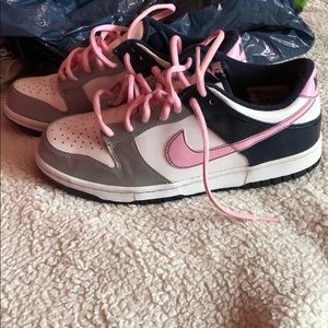 Girly Nike sneaker